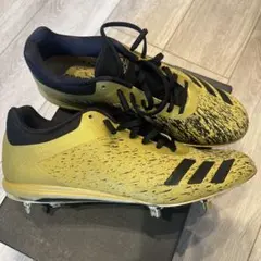 adidas スパイクシューズ ゴールド/ブラック