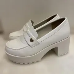 Item thumbnail for item 7dc8915b-ce5e-4ab2-89dc-6704e9b9f411