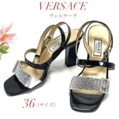 セール中 VERSACE ビジュー サンダル メデューサロゴ金具 パンプスのサムネイル