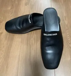 BALENCIAGA ブラック レザーミュール　サンダル　バレンシアガのサムネイル