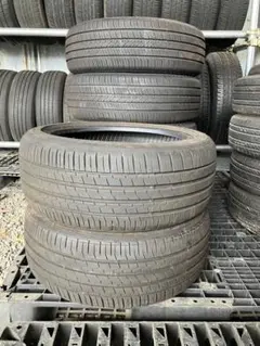 中古タイヤ 4本 215/50R17 ノア 、ヴォクシー、ウィッシュ、プリウスα