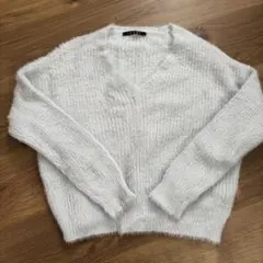 INGNI ライトグレー Vネックニット