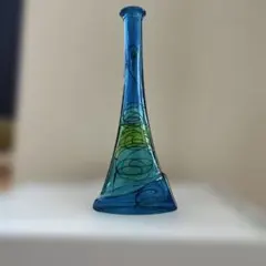 青と緑のグラデーション花瓶