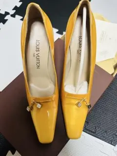 ルイ・ヴィトン イエローパンプス