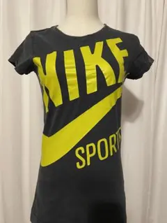 NIKE 半袖Tシャツ 黒/イエロー