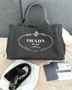 【美品】PRADA CANAPA トートバッグ ブラック Sサイズのサムネイル