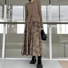 ミラオーウェンギャザースカート