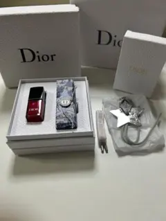 ❣️DIOR ノベルティーネイルとリップ、チャームセット
