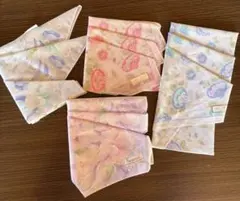 【新品少々難あり】レディース　ハンカチ　4枚