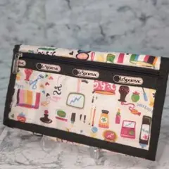 ◆LeSportsacレスポートサック◆カラフル　長財布　ナイロン　ウォレットのサムネイル
