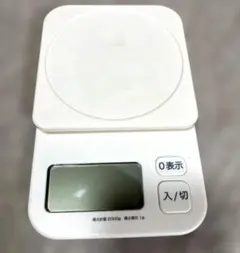 Item thumbnail for item b18c93bf-4f3a-4fb3-95f0-3d488cd38998