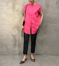 今期】 未使用近 ビアズリー 後ろボタンバルーンブラウス 定価19,890 
