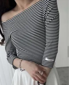 meing ミイン オフショルダートップス ボーダー