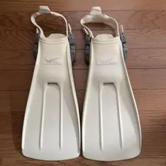 GULL Bonito435 白 23-24cm フィン