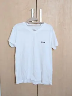 FILA ホワイト Vネック Tシャツ