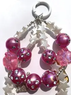 【ハンドメイド】⑨ピンク　白　 バッグチャーム・ストラップ〜