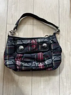 チェック柄ショルダーバッグ　coach ブランド