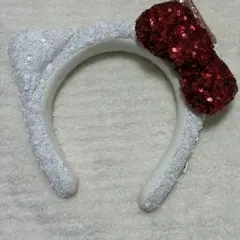 人気 USJ ユニバ 白 キティ スパンコール カチューシャ リボン 赤