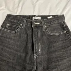 Item thumbnail for item 0b7bbe8c-b36b-4d9f-803f-1dc1525d69dc