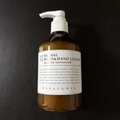 MARKS&WEB ハーバルボディ＆ハンドローション 300mlのサムネイル