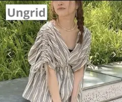 Ungrid ストライプ 柄 Vネック 袖ギャザー ブラウスのサムネイル