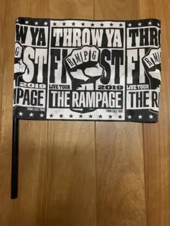 RAMPAGE THROWYAFIST ライブ フラッグ