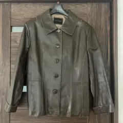 レザー製ブラウンジャケット