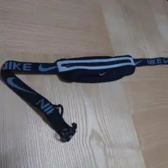 NIKE ブラック ウエストポーチ