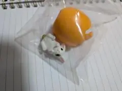 ウサギ フィギュア 卵の殻(オレンジ色)