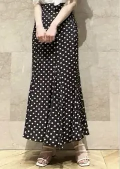 SNIDEL スナイデル　ハイウエストヘムボリュームスカートDOT