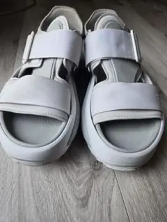 adidas メハナ　サンダルのサムネイル