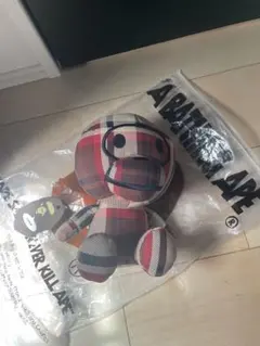 A BATHING APE チェック柄 ぬいぐるみのサムネイル