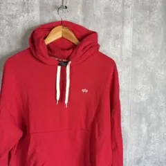 ALPHA INDUSTRIES　パーカー　レッド　sizeMのサムネイル