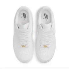 【最終セール】Nike エアフォース1 '07