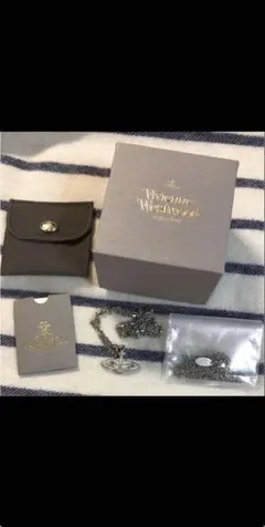 Vivienne Westwood ネックレス 付属品付きのサムネイル