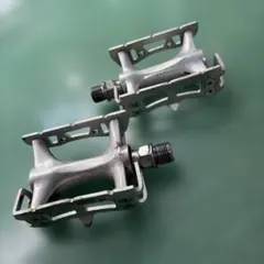 MKS 三ヶ島　ROYAL NUEVO NJS ペダル シルバーのサムネイル