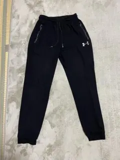 アンダーアーマー ブラック スウェット