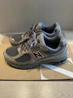 New Balance 2002R グレー スニーカー
