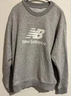 Sport Essentials Stacked Logo スウェットクルーのサムネイル