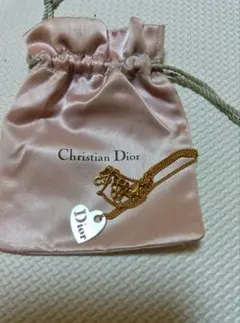 Christian Dior ハート型ネックレス