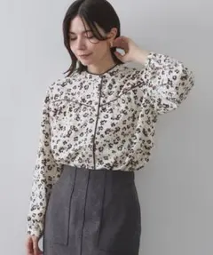 OPAQUE.CLIP フラワープリントブラウス