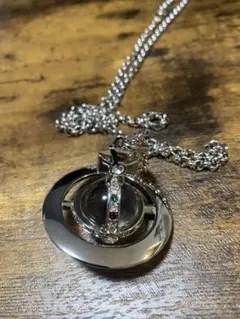 Vivienne Westwood ネックレス スモールオーブ シルバー　箱付き