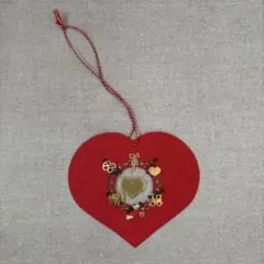 Item thumbnail for item b065ab1f-9e73-4d8a-a221-b8ef4fc512d1