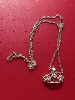 ティアラ型 silver925製 ペンダントネックレスCZ