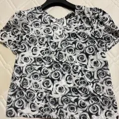 アニエスベー　バラ柄シャツ　トップス　美品