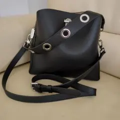 ✨美品✨レザー２wayバッグ [収納たっぷり]