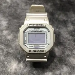 カシオ　Gショック　DW-5600 (A320)