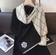 大判ストール　ショール　ブランケット モノトーン　黒　ベージュ　カメリア
