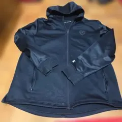Under Armour ブラック フルジップパーカー中古