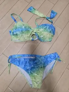 Sugar　花柄グラデーション セパレート水着 ビキニのサムネイル